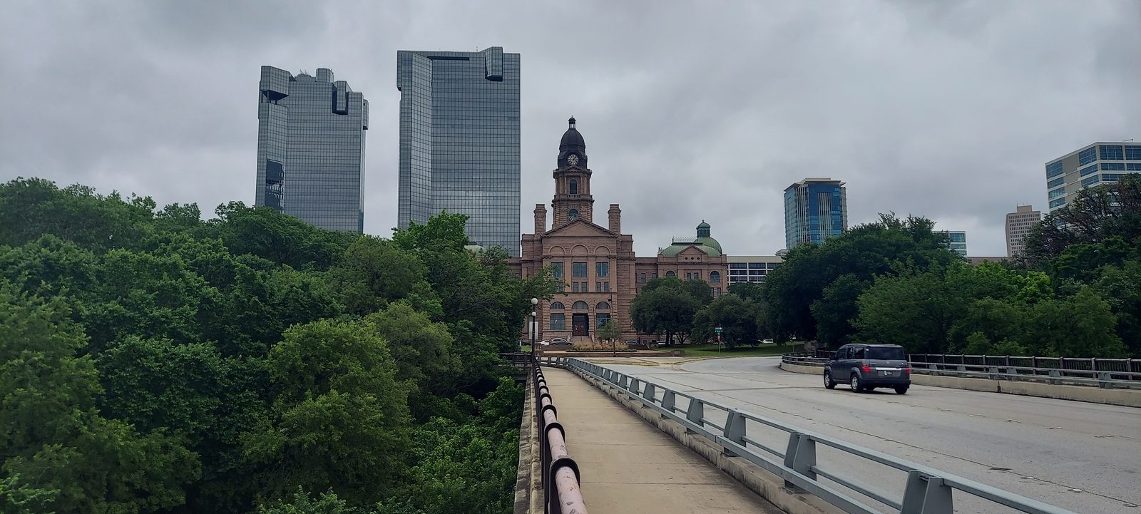The historic Tarrant County Courthouse in downtown Fort Worth, TX